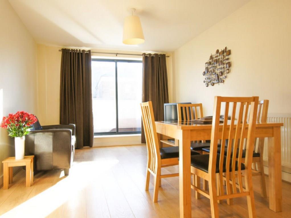 Crompton Court Apartments London Ngoại thất bức ảnh